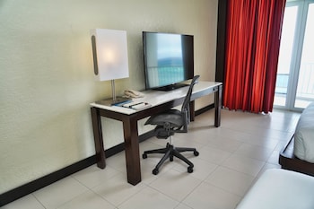 Room, 2 Queen Beds, Oceanfront