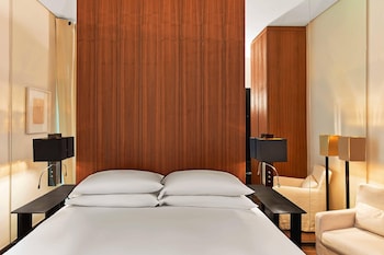 Room, 1 King Bed