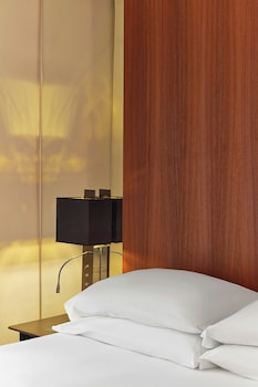 Room, 1 King Bed