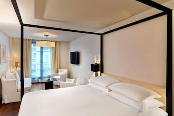 Junior Suite, 1 King Bed