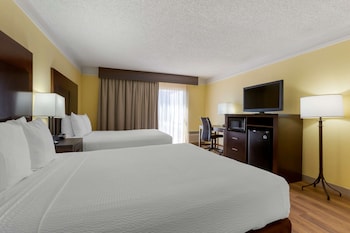 Standard Room, 2 Queen Beds, Non Smoking, Microwave