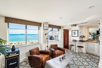 Penthouse Suite, 1 King Bed, Ocean View
