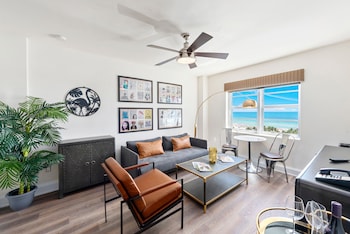 Ocean View One Bedroom Suite