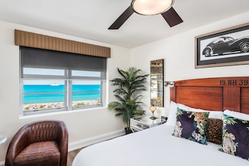 Deluxe Room, 1 King Bed, Ocean View