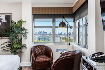 Room, 1 Queen Bed, Accessible, City View