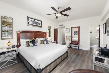 City View One Bedroom Suite
