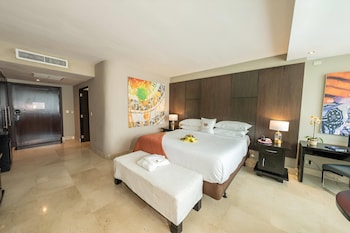 1 King Bed, Superior Room, City View
