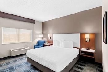 Standard Room, 1 King Bed, Non Smoking