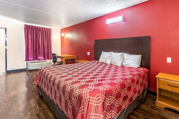 Standard Room, 1 King Bed, Non Smoking