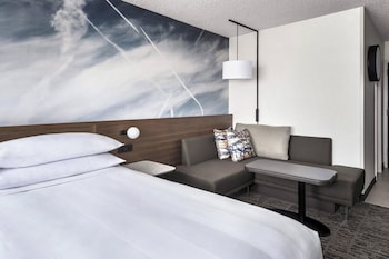 Room, 1 King Bed (View)
