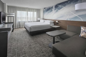 Room, 1 King Bed (Hearing Accessible)