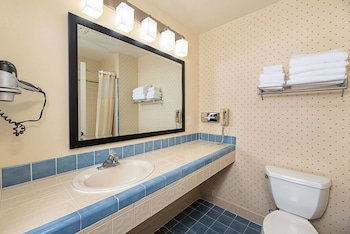 Standard Room, 2 Queen Beds