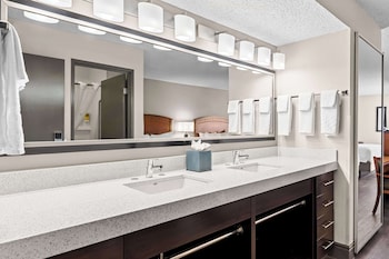 Family Suite, 2 Queen Beds, Non Smoking, Refrigerator & Microwave