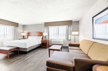 Suite, 2 Queen Beds, Non Smoking, Refrigerator & Microwave (Oversized Room)