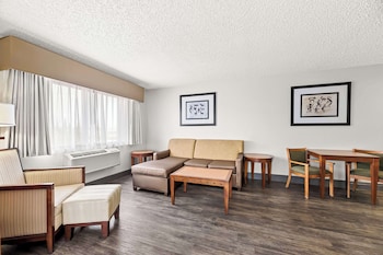 Suite, 2 Queen Beds, Non Smoking, Refrigerator & Microwave (Oversized Room)