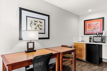 Suite, 2 Queen Beds, Non Smoking, Refrigerator & Microwave (Oversized Room)