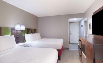 Room, 2 Queen Beds, Non Smoking
