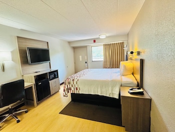 Superior Room, 1 King Bed (Smoke Free)