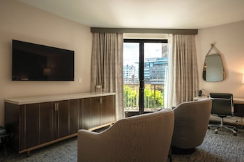 Latitude Suite