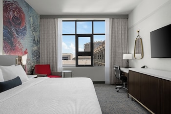 Standard Room, 1 King Bed (Capitol Room)