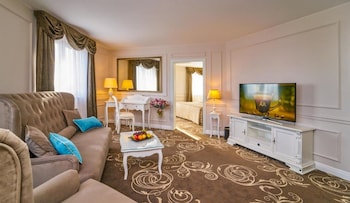 Presidential Apartment