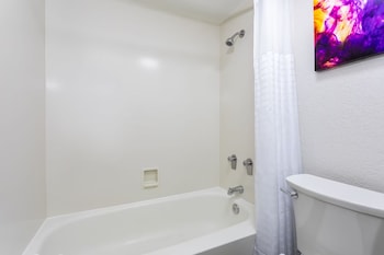 Room, 2 Queen Beds, Non Smoking