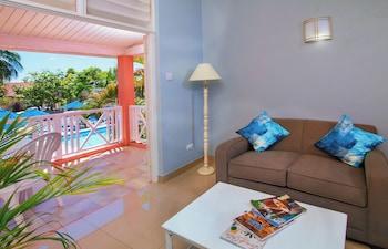 One Bedroom Garden View