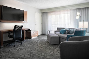 Suite, Multiple Beds