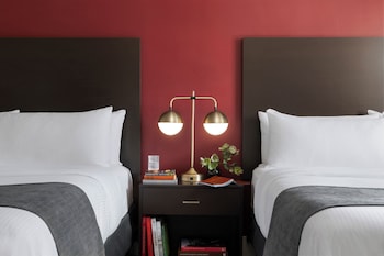 Room (Queen/Queen)