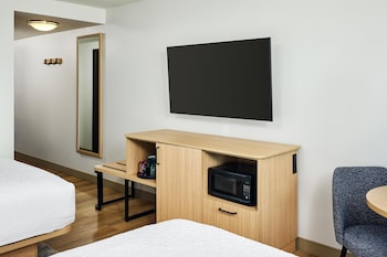 Two Queen Beds Partial Gulf View