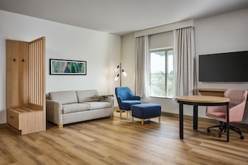 Studio, 2 Queen Beds, Accessible, Non Smoking
