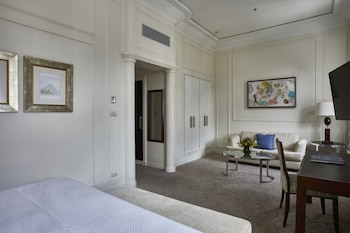 Deluxe Room, City View