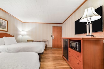 Room, 2 Double Beds, Non Smoking, No Windows