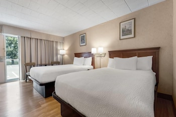 Room, 2 Double Beds, Non Smoking (Exterior Entrance)