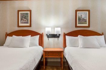 Room, 2 Double Beds, Non Smoking (Interior Entrance)