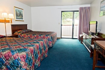 Deluxe Room, 2 Queen Beds