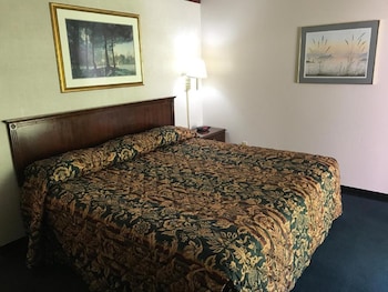 Standard Room, 1 King Bed
