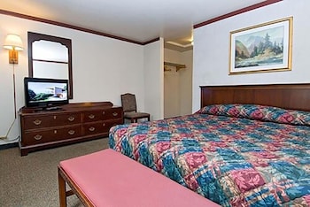 Superior Room, 1 King Bed