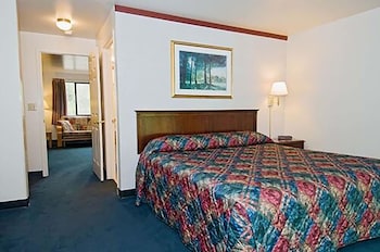 Superior Room, 1 King Bed
