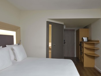 Standard Room, 1 Double Bed