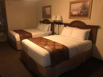 Room, 1 Queen Bed, Accessible, Non Smoking (Mobility,Roll-In Shower)