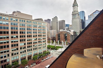 Room, 1 King Bed, City View (Hearing Accessible)