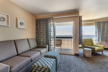 Suite, 1 King Bed with Sofa bed, Non Smoking