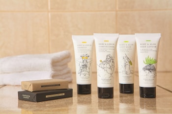 Room, 2 Queen Beds, Accessible