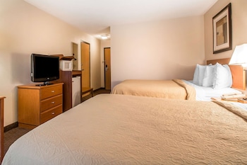 Standard Room, 2 Queen Beds, Smoking