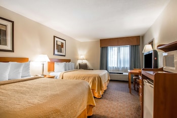 Standard Room, 2 Queen Beds, Smoking