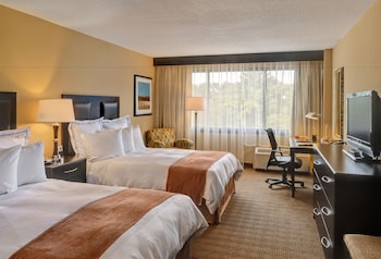 Room, 2 Queen Beds, Non Smoking