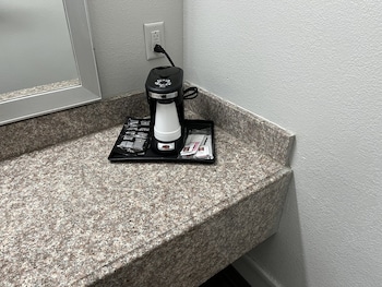 Deluxe Room, 1 King Bed, Non Smoking