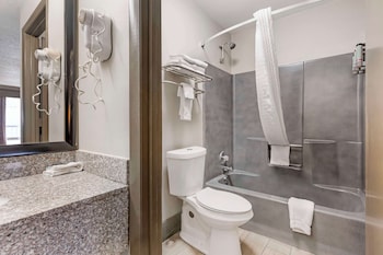 Standard Room, 2 Double Beds, Non Smoking, Refrigerator & Microwave
