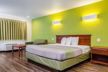 Standard Room, 1 King Bed, Non Smoking